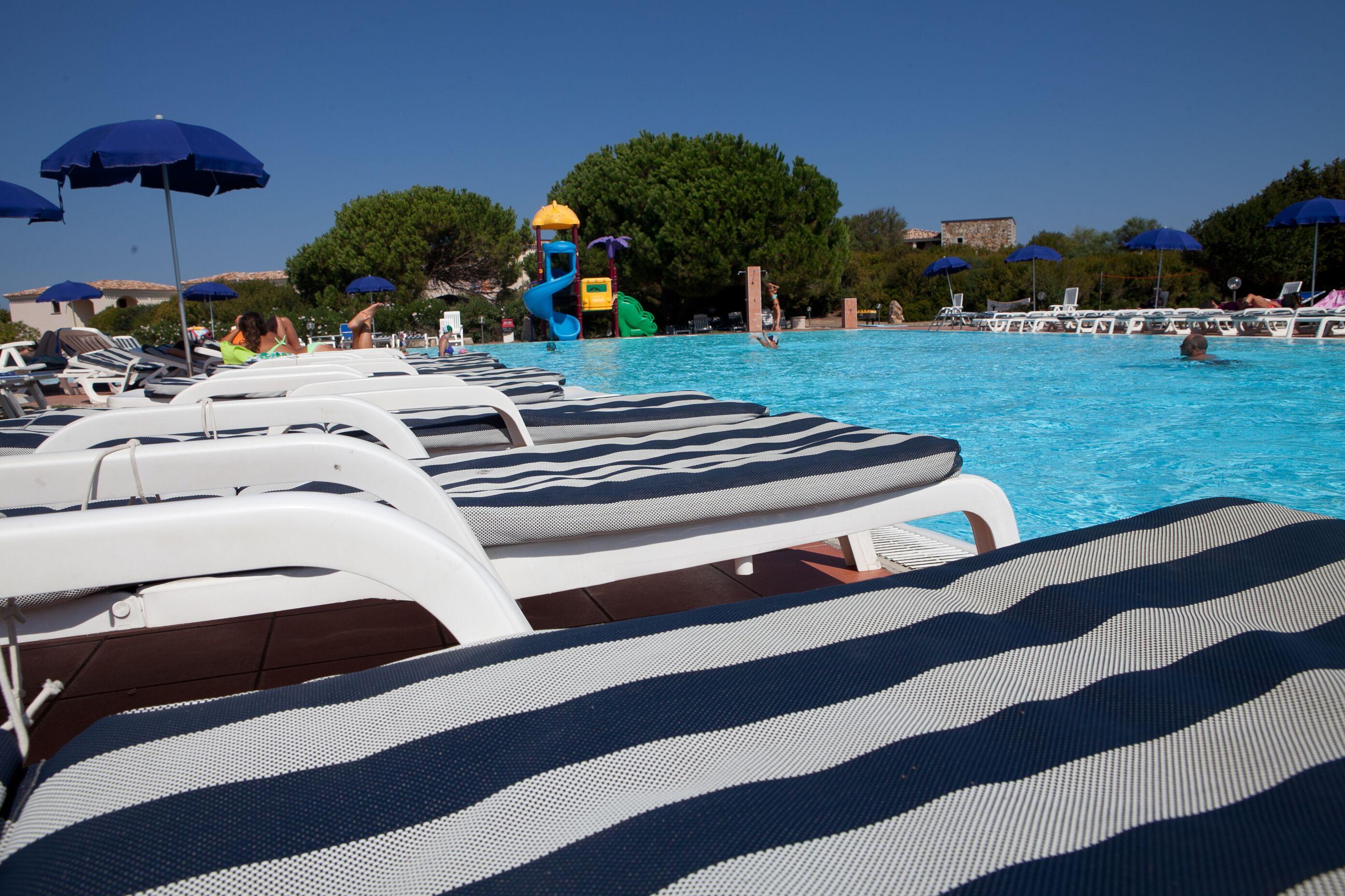 Club Esse Gallura อาเญ็นตู ภายนอก รูปภาพ