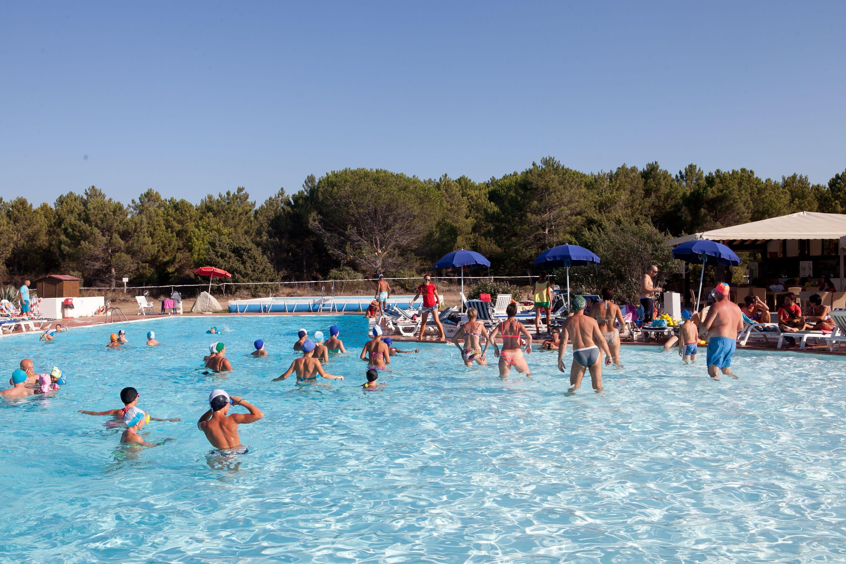 Club Esse Gallura อาเญ็นตู ภายนอก รูปภาพ